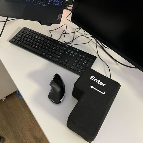 Poduszka antystresowa klawisz Enter XL na biurko do uderzania USB