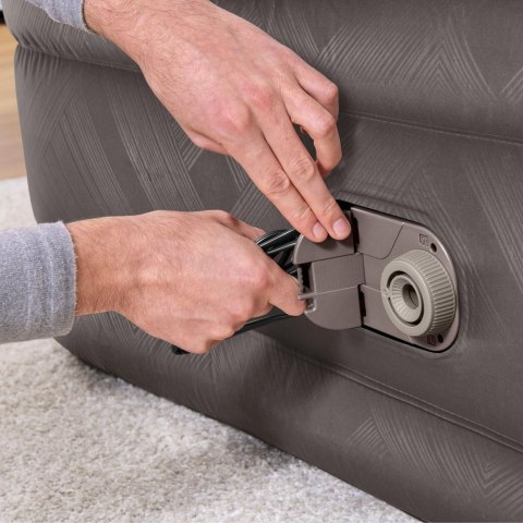 Materac Dmuchany Dwuosobowy Z Pompką Elektryczną 203x152 cm Bestway 69050