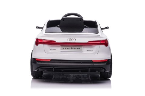 Auto Na Akumulator Audi E- Tron Białe QLS-6688 Światła LED MP3